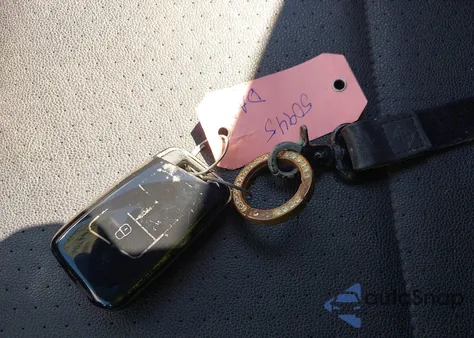 2020 Volkswagen Tiguan 2.0T Se/2.0T Se R-Line Black/2.0T Sel из США, поврежденный, VIN 3VV2B7AX6LM091656